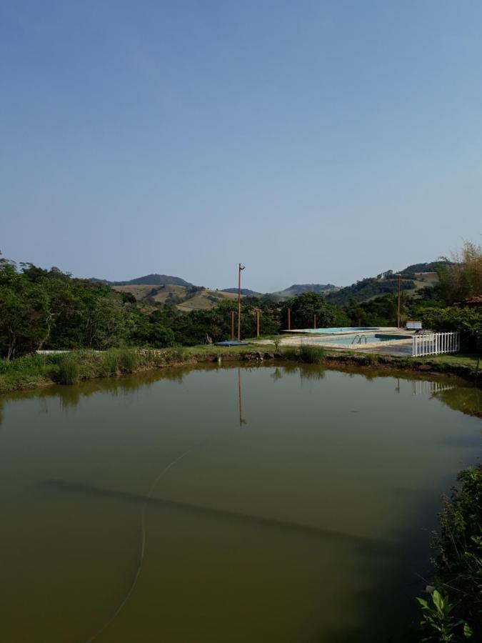 Sitio Lirio Do Vale- Munhoz, Mg Villa Exterior photo